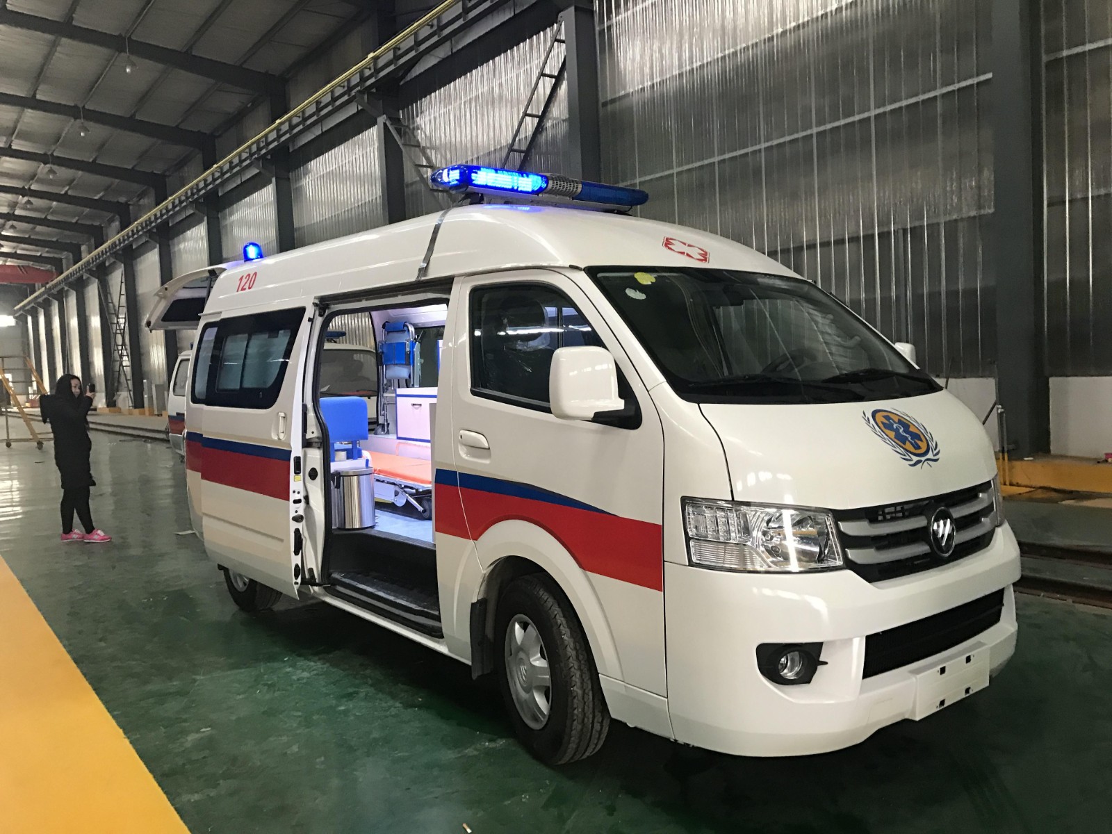 连平县救护车转院